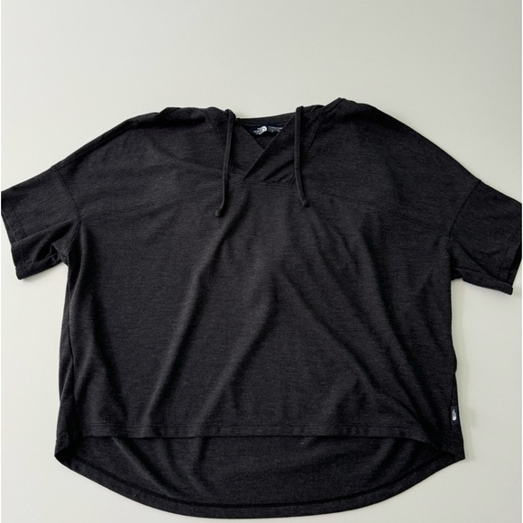 The North Face Women’s OBISPO crop short sleeve hoodie Size XS - Picture 1 of 9